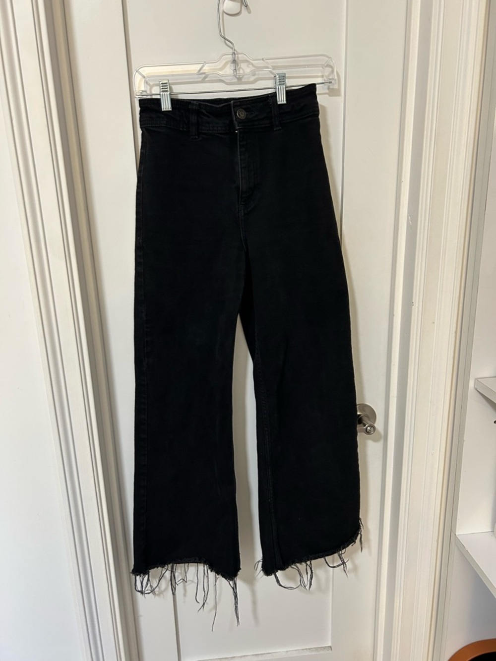Mango Black High-Rise Wide Leg Jeans with Frayed Hem